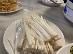金针菇-外婆小聚茶餐厅·生日·团建(市民中心店)