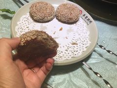 芝麻烧饼-羊家胡同·龙虾烧烤火锅(龙汇路店)