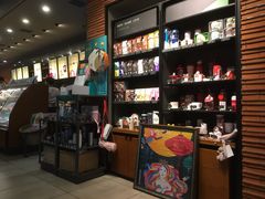 -星巴克(上海虹桥新天地二店)