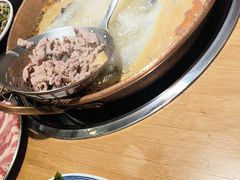 -洱火云南酸菜牛肉火锅(石景山当代商城店)