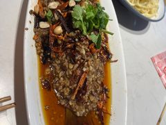 蒜爆鱼-杨氏青龙虾·羊蝎子(托乐嘉店)