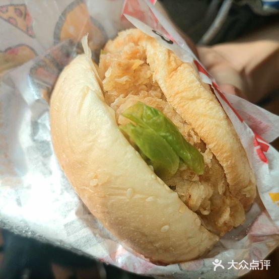 京武吉·炸鸡。汉堡(钢三小店)