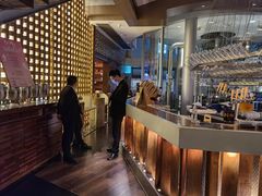 -The BREW·酿餐厅(浦东嘉里大酒店)