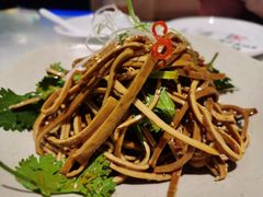 -蜀香格格•剁椒鱼头(龙西店)