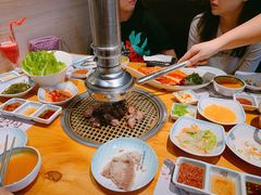 -唯成•韩国炭火烤肉 유성고기