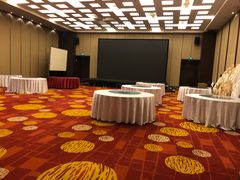 -上海龙之梦万丽酒店