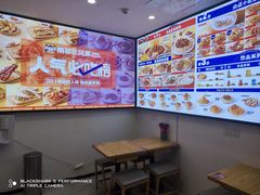 -魔都三兄弟酸辣粉·蘸卤炸串(虹桥万科店)