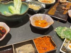 -铭牛烧肉·和牛海鲜自助(高新月牙湖店)
