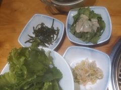 -唯成•韩国炭火烤肉 유성고기