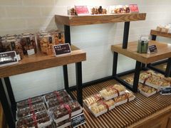 面包甜点陈列柜-丁香西饼屋(桂林路店)