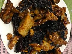 焦糖茄子牛肉粒-桃子餐厅·天津菜(红星路直营店)