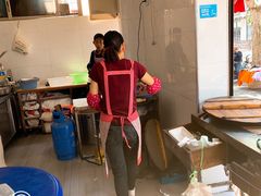 -胖子锅贴(双阳路111弄店)