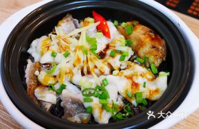 Signature Boneless Fish Claypot Rice