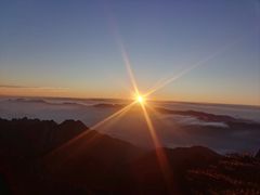 -黄山光明顶山庄