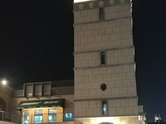 -王府井奥莱临潼小镇(临潼店)