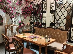 -秘密旅行Bonjour(黑金冠 江南西店)