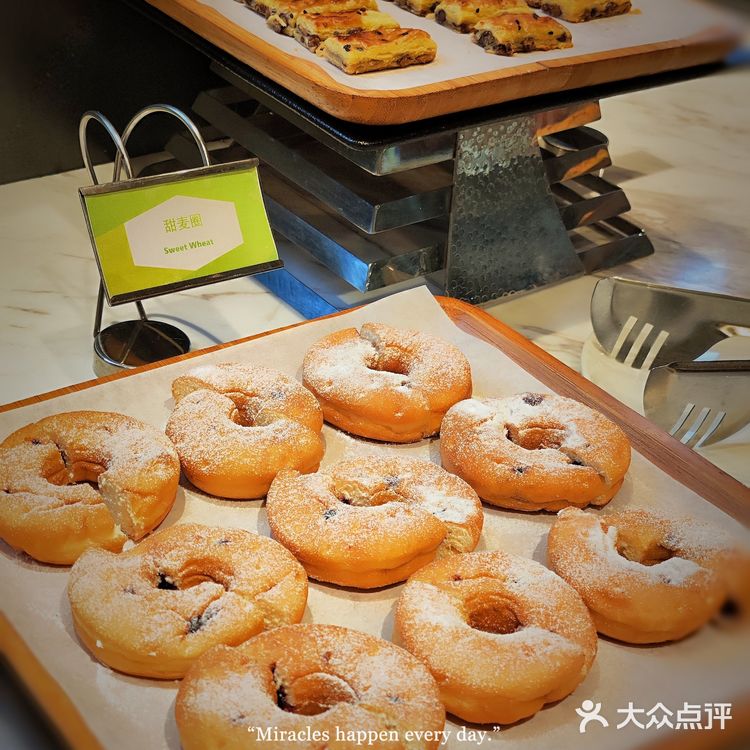 🔥星级酒店的自助早餐到底能有多卷？🔥