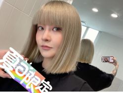 -东秀护肤造型