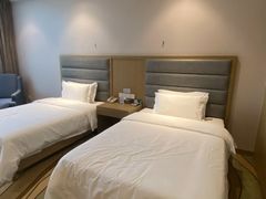 -兴芮温泉度假区