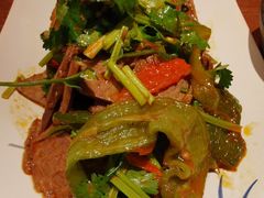 彝家手撕美人椒牛肉-云海肴·汽锅鸡·云南菜(领展购物广场·中关村店)