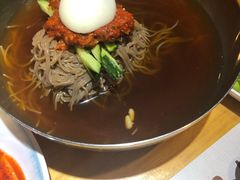 -唯成•韩国炭火烤肉 유성고기