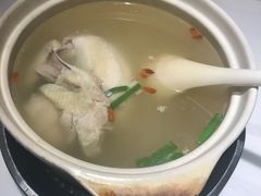 弯弯鸡汤-19号私房菜(云南路店)