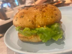 -必胜客(上海新南方商城PH店)
