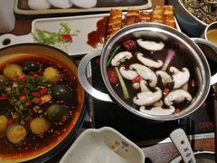 菌汤锅-德香苑脆皮烤鸭·经典(爱融荟城店)