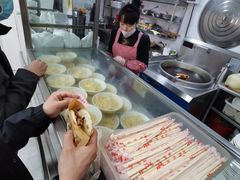 -杨记灌肠(食品街店)