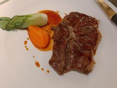 -卡普里披萨·牛扒·下午茶