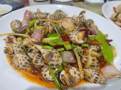 -四川小胡子海鲜(丁村万人海鲜广场店)