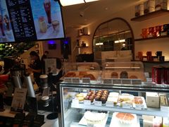 面包甜点陈列柜-Peet's Coffee皮爷咖啡(大学路店)