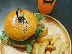 -龙治汉堡(中华城店)