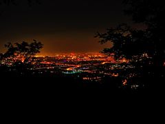 -鬼笑石后山停车场