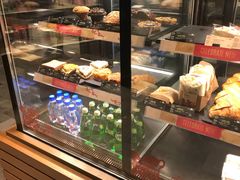面包甜点陈列柜-星巴克臻选(杭州万象城店)
