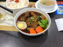 私房半筋牛腩饭-康师傅私房牛肉面(北京南站店)
