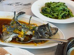 黄辣椒石斑鱼-不仔客海鲜·烧烤·270度海景餐厅(大东海店)