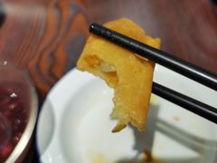 -爆炸头阿姨小四川正宗川味小吃(无任何分店)