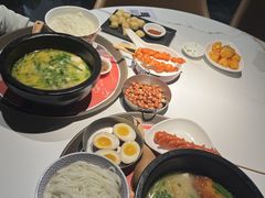 -妈妈故事米线(市府恒隆店)
