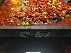 -吞鱼兽麻辣烤鱼(万达店)