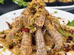 -萃华海鲜阁大排档(五四广场店)