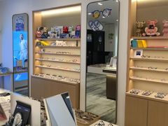 -三目眼镜·蔡司视觉合作店(青浦宝龙店)