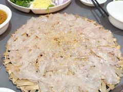 -官塘陈记鱼生·潮汕砂锅粥·牛肉火锅(潮枫路总店)