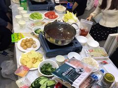 -优悦派·别墅派对轰趴馆(静安店)