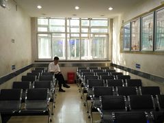 -上海市徐汇区口腔医院