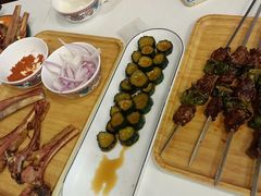 -乡村馕坑肉·烧烤·新疆菜·本地人更爱吃(阿勒泰首店)