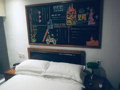 -时光漫步酒店(北京国子监簋街北新桥地铁站店)