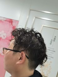 -镁连社·美联社