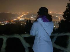 -鬼笑石后山停车场
