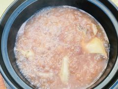 土茯苓鸽子汤-一煲鸽